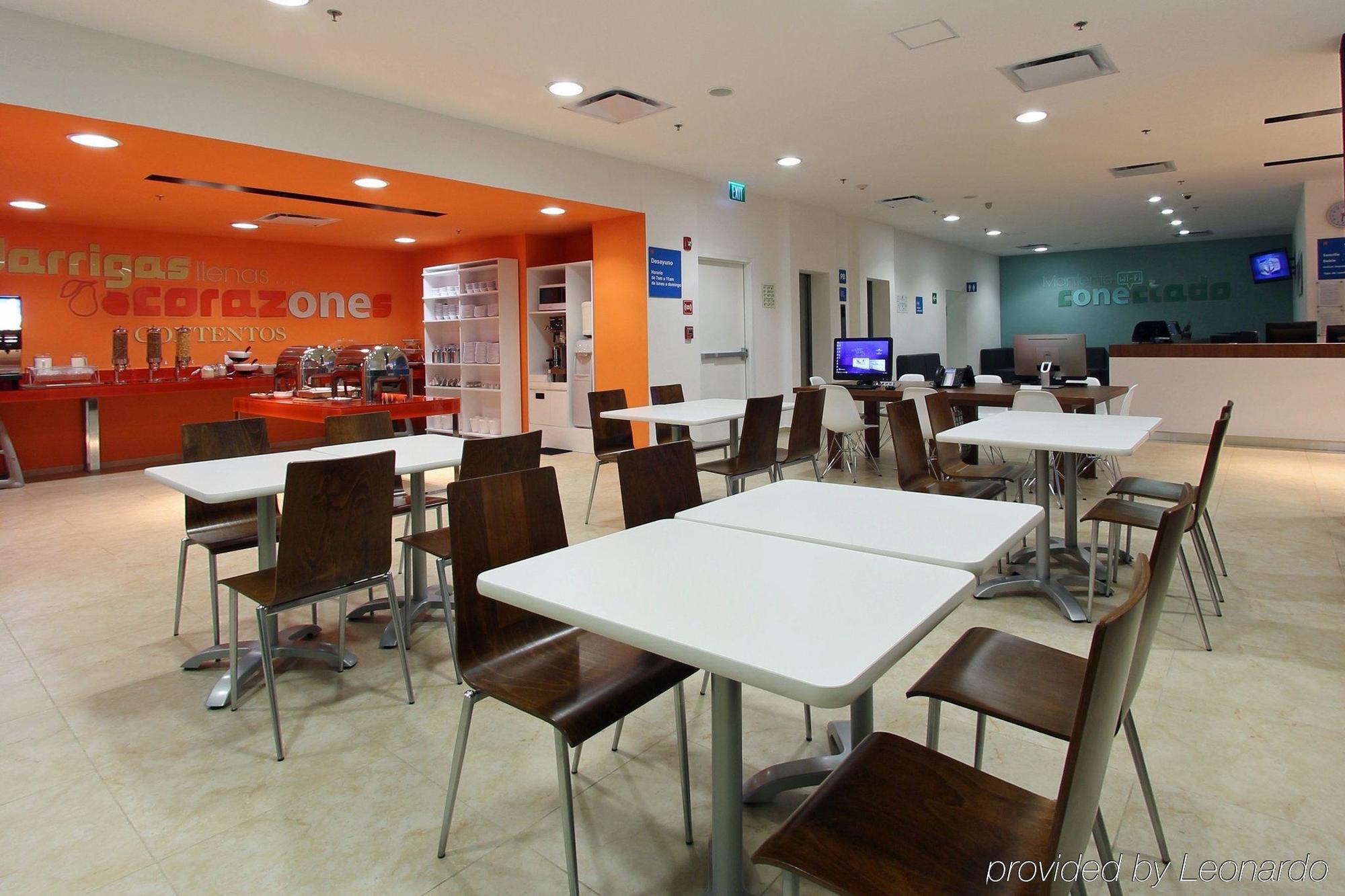 One Cancun Centro Exterior photo