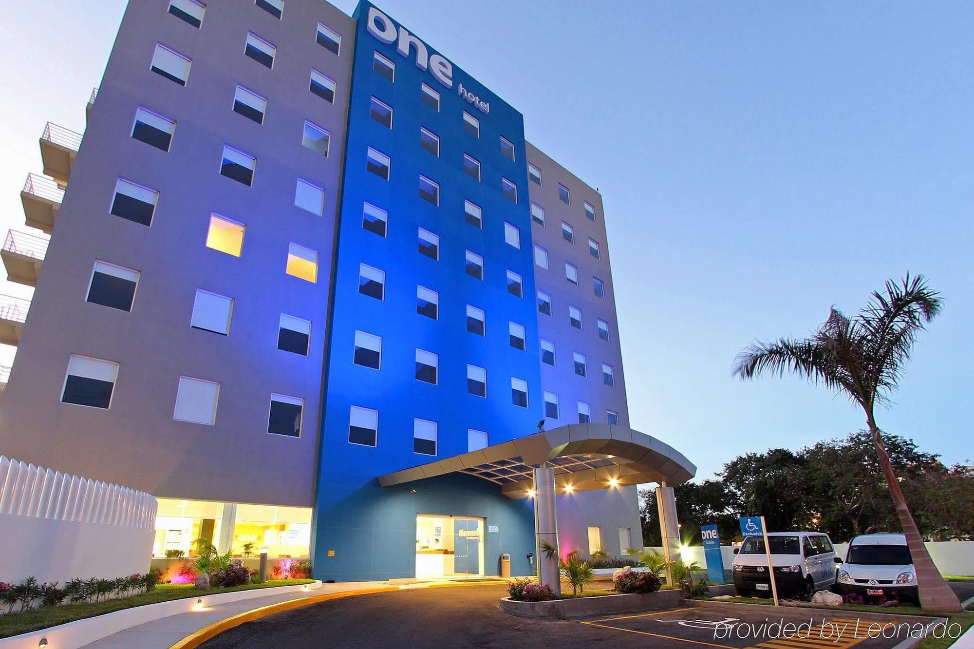 One Cancun Centro Exterior photo