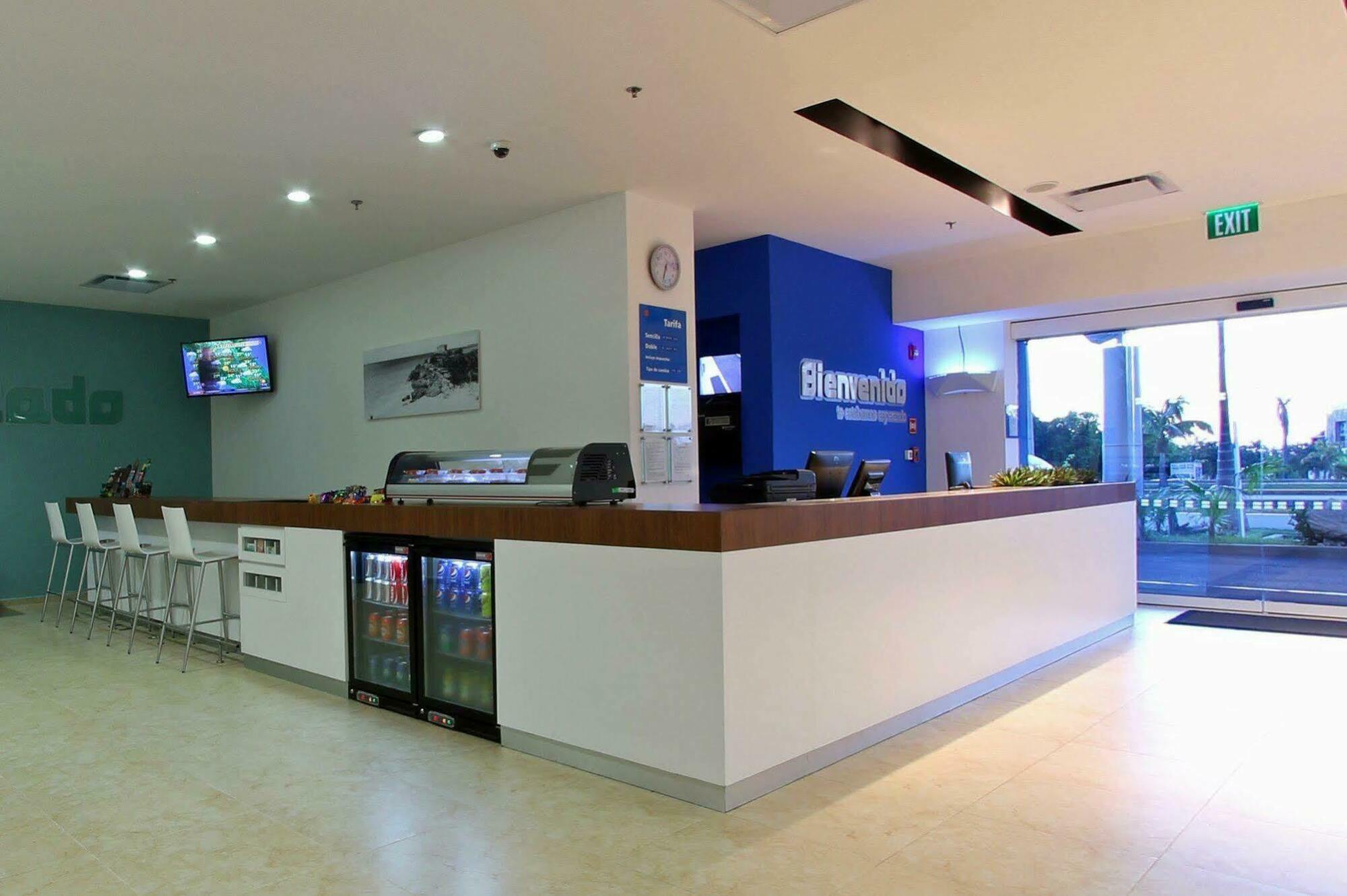 One Cancun Centro Exterior photo